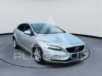2017 Volvo V40