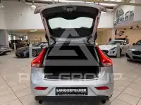 2017 Volvo V40