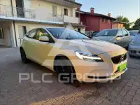 2017 Volvo V40
