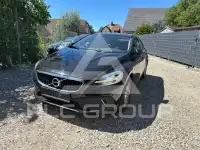 2017 Volvo V40