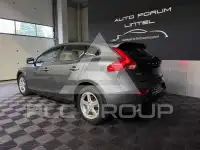 2017 Volvo V40