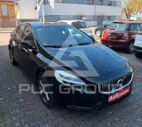 2017 Volvo V40