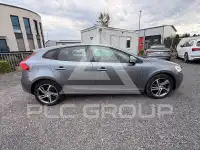 2017 Volvo V40