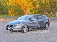 2017 Volvo V40