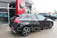 2017 Volvo V40