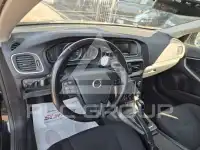 2017 Volvo V40