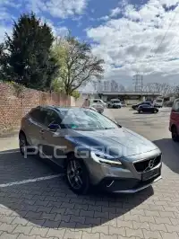 2017 Volvo V40