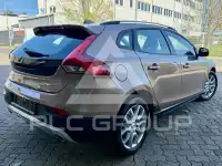 2017 Volvo V40