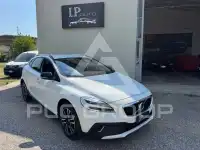 2017 Volvo V40