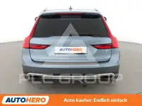 2017 Volvo V90