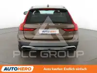 2017 Volvo V90