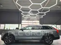 2017 Volvo V90