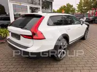 2017 Volvo V90