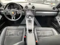 2017 Porsche Cayman