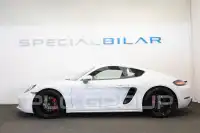 2017 Porsche Cayman