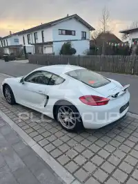 2017 Porsche Cayman