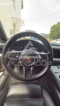 2017 Porsche Panamera