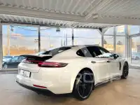 2017 Porsche Panamera