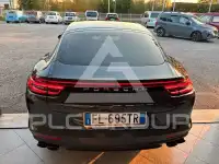 2017 Porsche Panamera