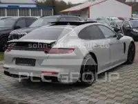 2017 Porsche Panamera