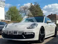 2017 Porsche Panamera