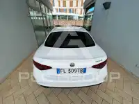 2017 Alfa Romeo Giulia