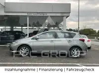 2017 Toyota AURIS