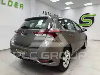 2017 Toyota AURIS