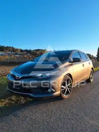 2017 Toyota AURIS