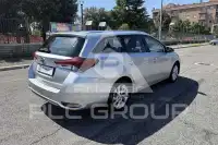 2017 Toyota AURIS