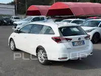2017 Toyota AURIS