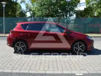 2017 Toyota AURIS