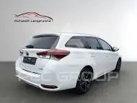 2017 Toyota AURIS