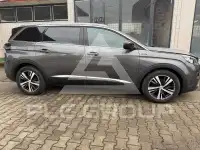 2017 Peugeot 5008