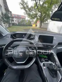 2017 Peugeot 5008