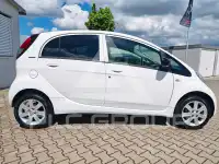 2017 Peugeot iOn