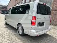 2017 Peugeot Traveller
