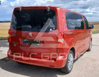 2017 Peugeot Traveller