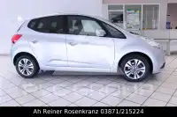 2017 KIA Venga