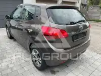2017 KIA Venga
