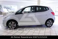 2017 KIA Venga