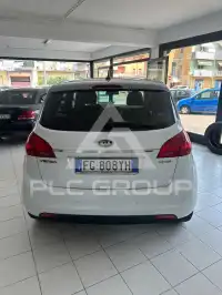 2017 KIA Venga