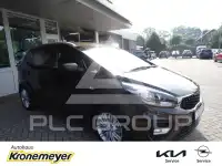 2017 KIA Carens