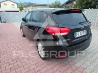 2017 KIA Carens