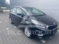 2017 KIA Carens