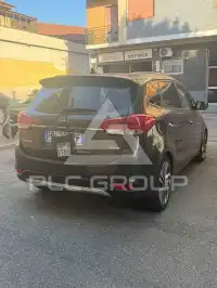 2017 KIA Carens