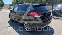 2017 KIA Carens