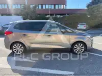 2017 KIA Carens