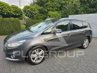 2017 Ford S-Max