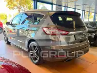 2017 Ford S-Max